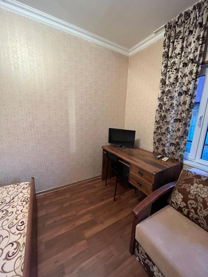Hotel Gostevoy Dom Samir Gagra Exterior foto